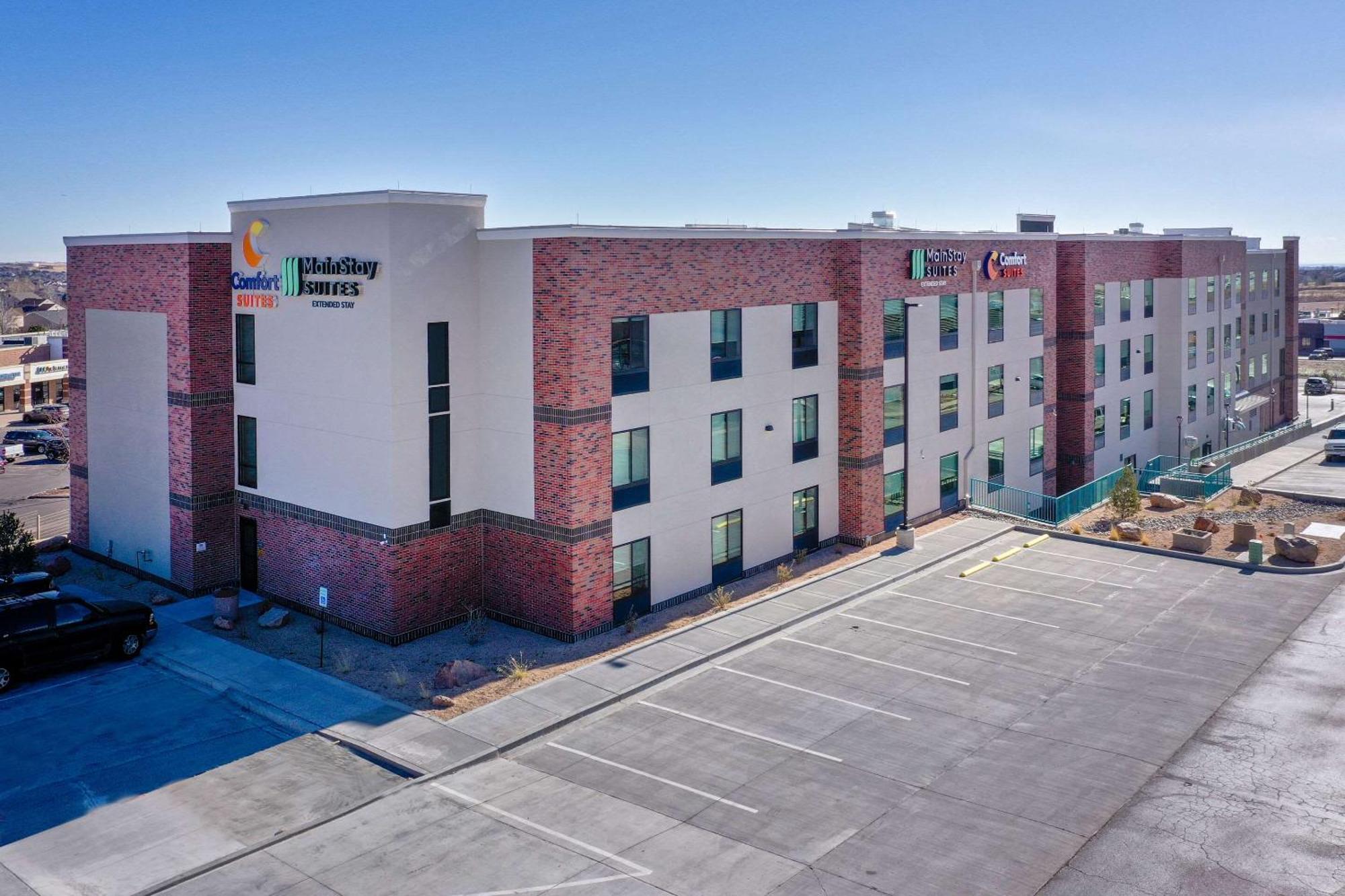 Comfort Suites Colorado Springs East - Medical Center Area Exterior foto